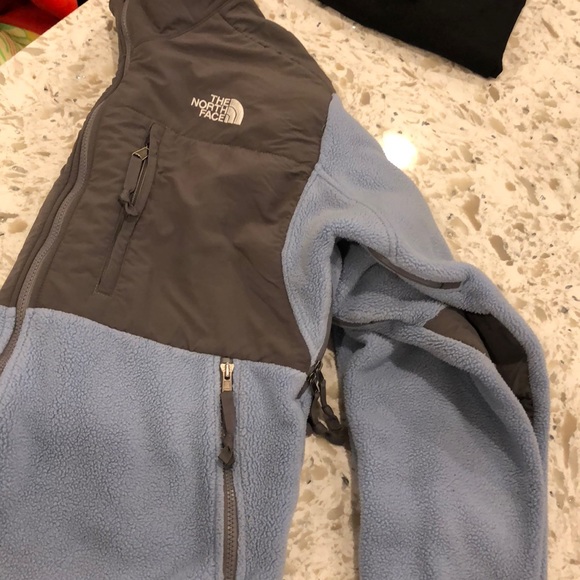 grey north face fleece womens